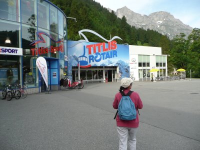 Engelberg, 1050 m, aerial cable car station