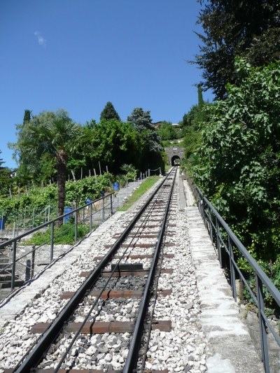 ...At Ruvigliana the passengers have to get out at the top station, walk and cross the road to the second section just on the other side of the road...