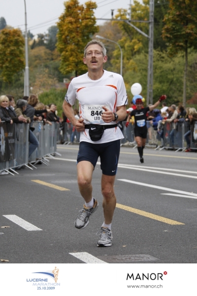 2 km to go, not crowded like at the start, no company with Pace Maker